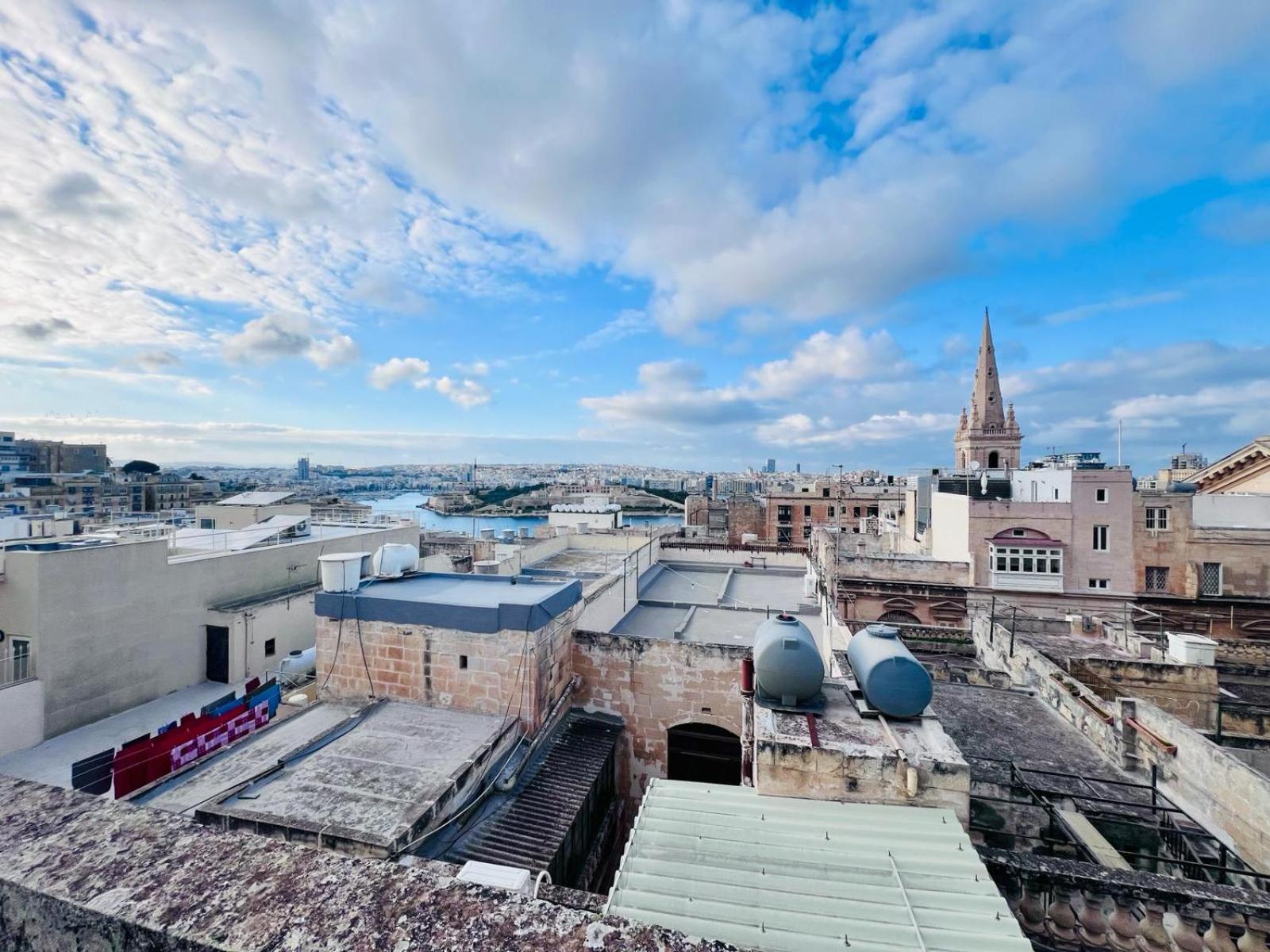 Sunny One Bedroom Apartment In Old Bakery Street Valletta Luaran gambar